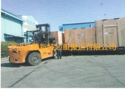 25吨叉车卸框架拍